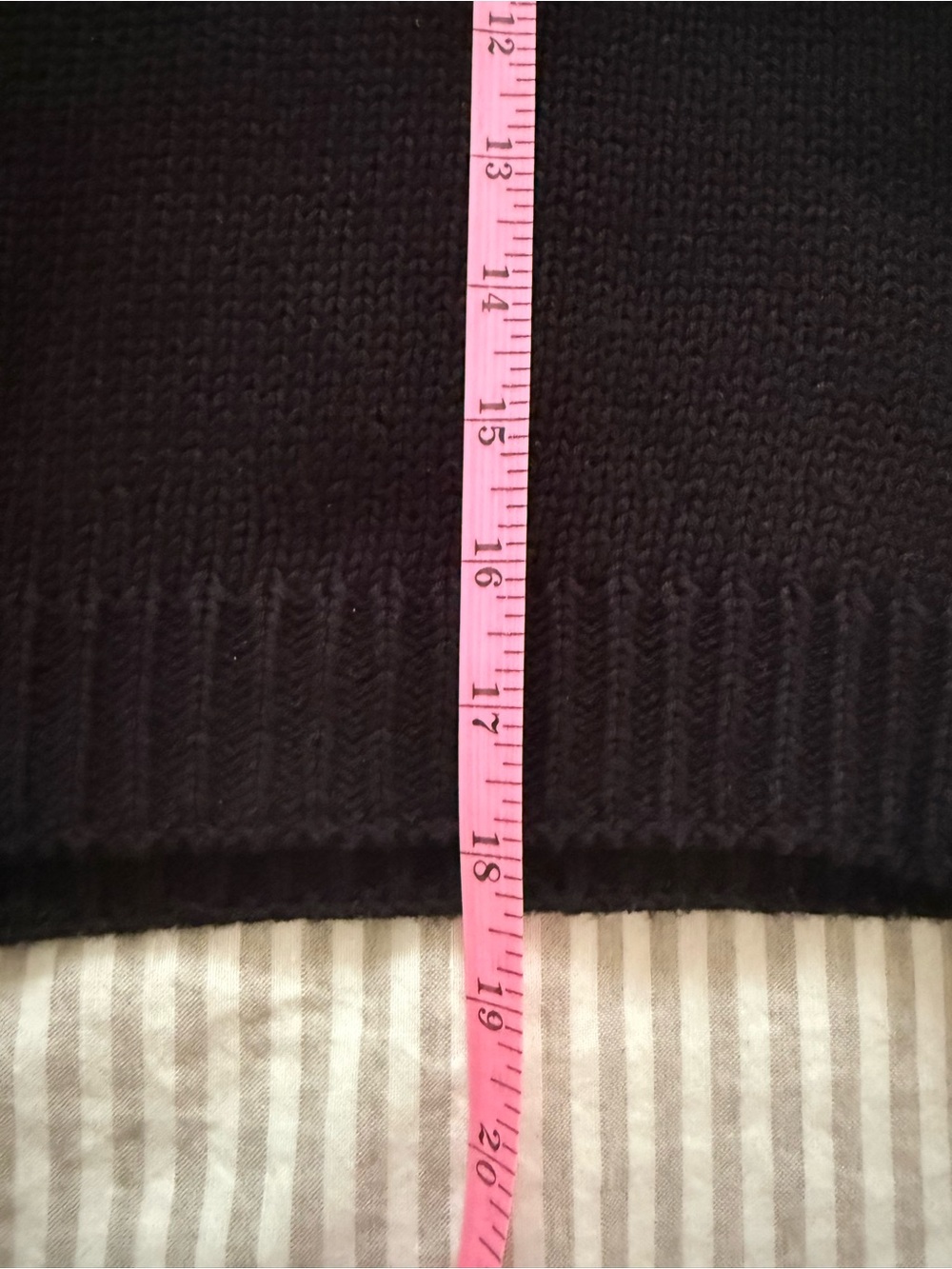 Gillian Stevens Lily Pullover - Picture 7 of 8